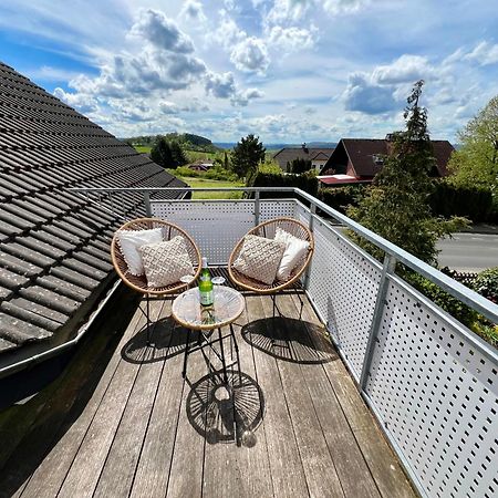 Stadtoase Fulda Mit Flair - Whirlpool, Balkon, 2Xparkplaetze, Highspeed Wlan Exterior foto